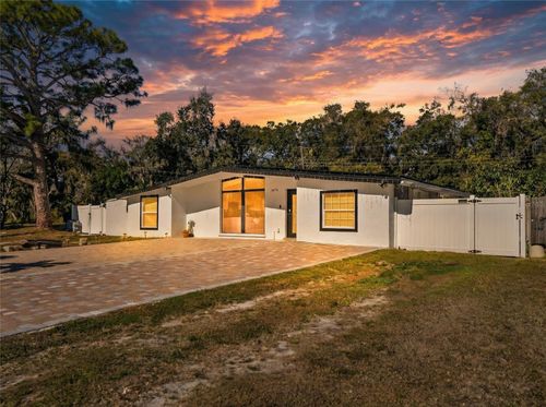 3675 Prudence Dr, Sarasota, FL, 34235-6702 | Card Image