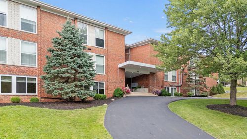 3566 Amberacres Dr, Cincinnati, OH, 45237-2513 | Card Image