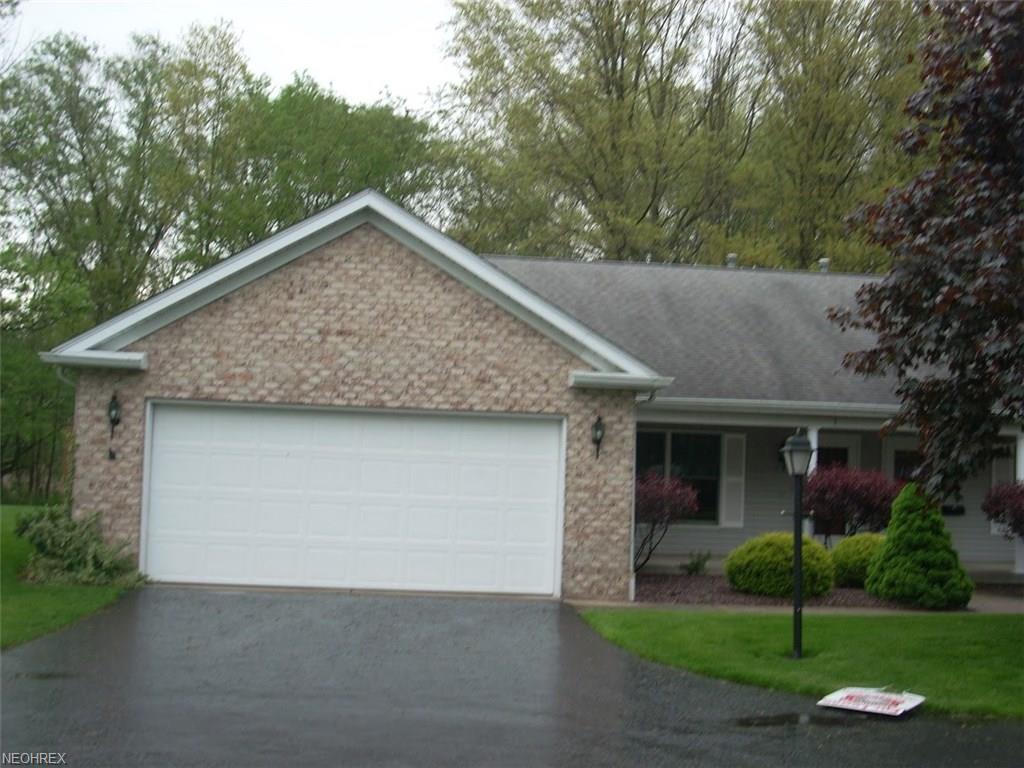 1 7426 E Huntington Drive, Sold in Boardman Zoocasa