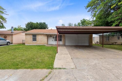 1628 Americana Blvd, Blue Mound, TX, 76131-1027 | Card Image