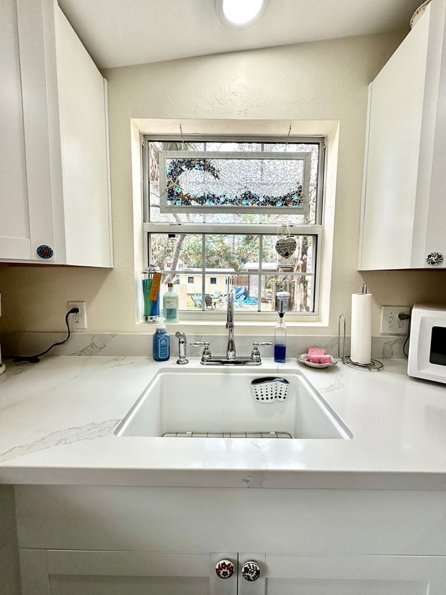 12409 Live Oak St, House other with 2 bedrooms, 1 bathrooms and 1 parking in CEDAR KEY FL | Image 38