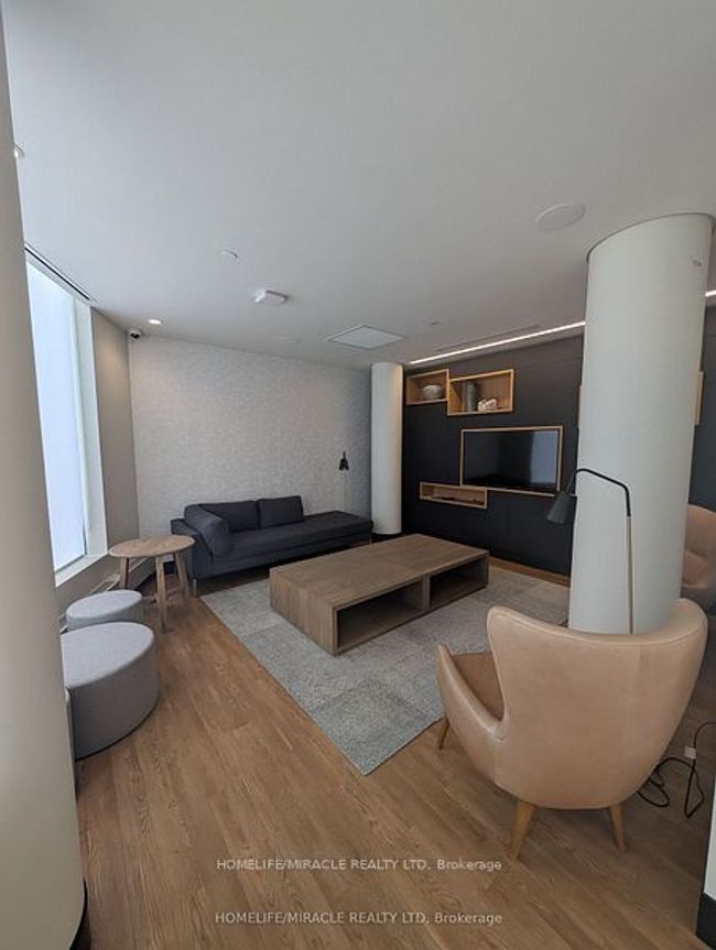 1611 - 2520 Eglinton Ave W, Condo with 3 bedrooms, 2 bathrooms and 1 parking in Mississauga ON | Image 35