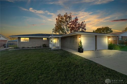 1365 S Maple Ave, Fairborn, OH, 45324-3553 | Card Image