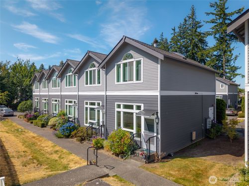 apt-c6-16424 Spruce Way, Lynnwood, WA, 98037-6955 | Card Image
