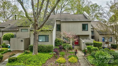 134 Pine Grove Cir, Lake Wylie, SC, 29710-8943 | Card Image