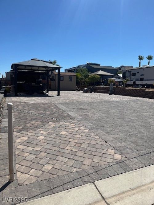 830 Oriole Way, Boulder City, NV, 89005-1229 | Card Image