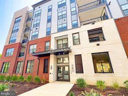 apt-204-102 Saint Ives Pl, NATIONAL HARBOR, MD, 20745-1445 | Card Image