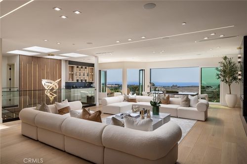 4 Narbonne, Newport Beach, CA, 92660-6823 | Card Image