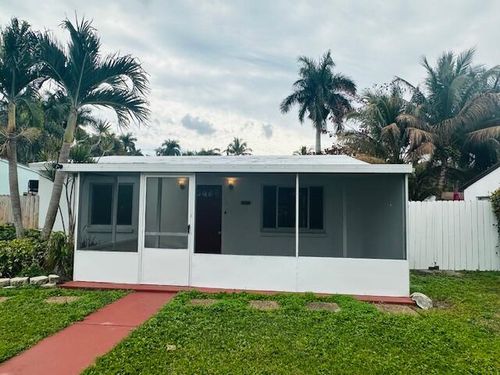640 Oak St, Boynton Beach, FL, 33435-2807 | Card Image