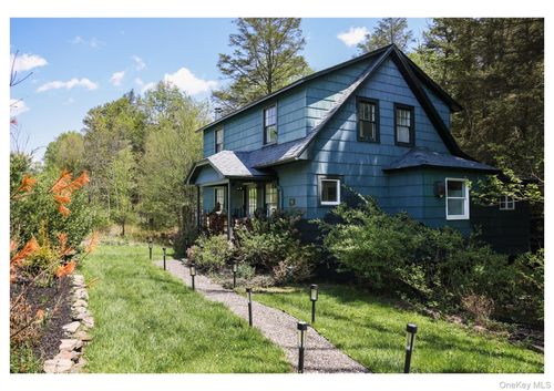 1047 Dahlia Rd, Livingston Manor, NY, 12758-8812 | Card Image