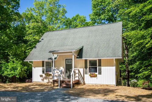 695 Bethel Church Rd, Falmouth, VA, 22405-3519 | Card Image