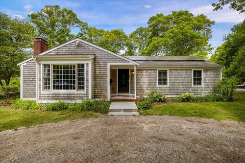 1309 Shootflying Hill Rd, Centerville, MA, 02632-2861 | Card Image