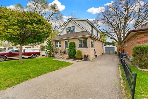 60 Avenue Rd, Cambridge, ON, N1R1B9 | Card Image