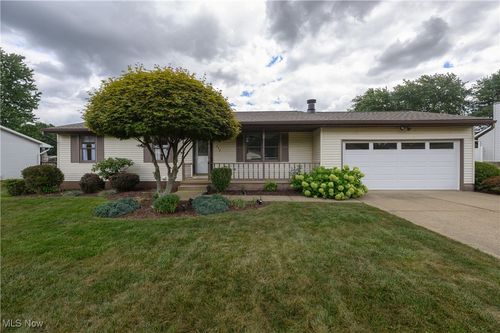 538 Tanya Ave Nw, Massillon, OH, 44646-3536 | Card Image
