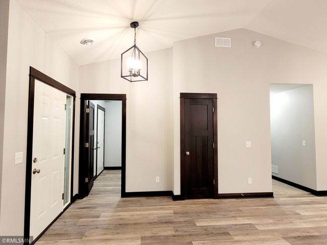 *Listing pictures are of previous model with similar finishes and layout* | Image 11
