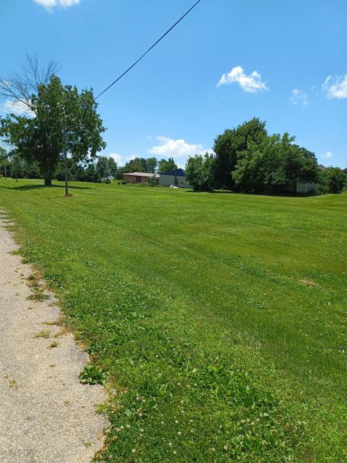 0 Grand St, Gladbrook, IA, 50635 | Card Image