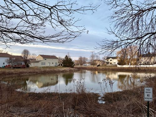 350-350 Crystal Ridge Dr, Crystal Lake, IL, 60012-3507 | Card Image