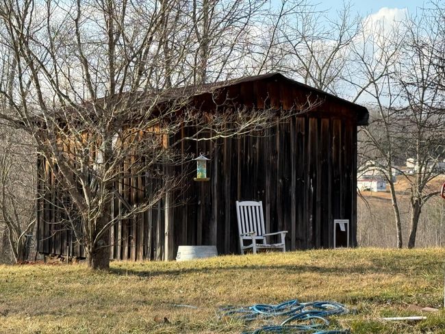 106 Walnut Ln, House other with 3 bedrooms, 2 bathrooms and null parking in Gray KY | Image 17