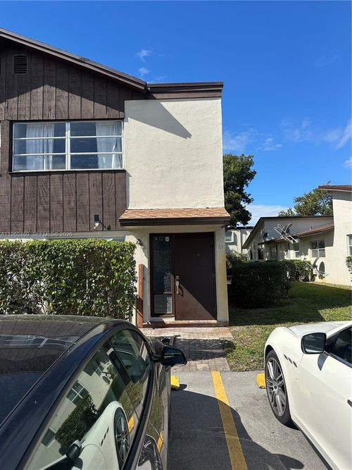 61-3201 Nw 4th Ter, Pompano Beach, FL, 33064-2961 | Card Image