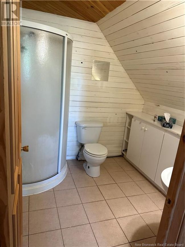 2910 Rue Morais, House other with 2 bedrooms, 1 bathrooms and null parking in Bas Caraquet NB | Image 5
