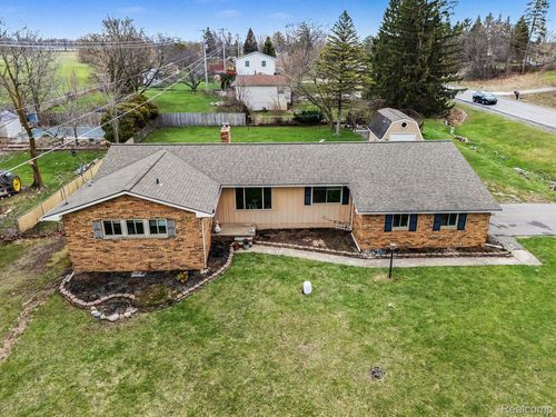 12519 Jennings Rd, Linden, MI, 48451-9433 | Card Image