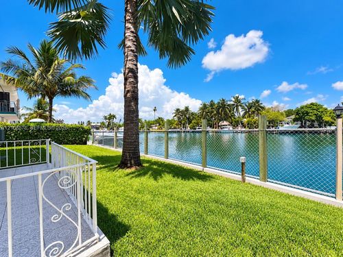 6-2045 Calais Dr, Miami Beach, FL, 33141-3566 | Card Image