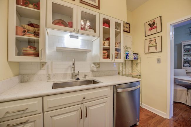 APT-109 - 1960 N Parkway, Condo with 2 bedrooms, 2 bathrooms and null parking in Memphis TN | Image 16