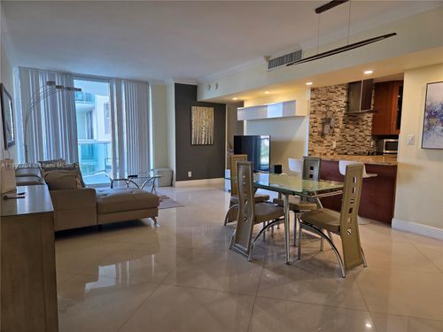 8s-3901 S Ocean Dr, Hollywood, FL, 33019-3002 | Card Image