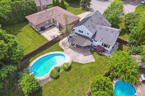 2442 Woburn Cres, Oakville, ON, L6L5E9 | Card Image