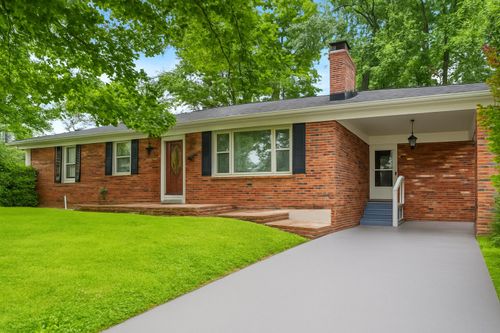 1023 Chickasaw Trl, Frankfort, KY, 40601-2524 | Card Image