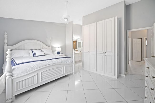 3258 Jog Park Dr, Condo with 2 bedrooms, 2 bathrooms and null parking in Greenacres FL | Image 20