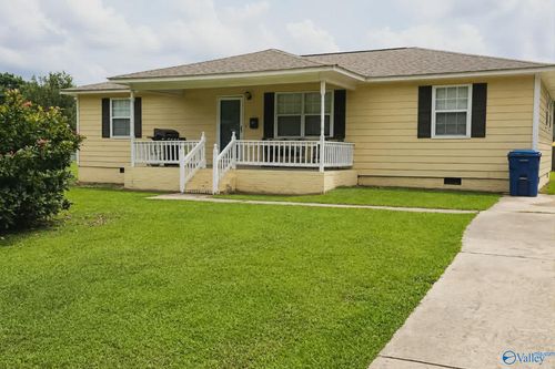 238 S Edmondson St, Albertville, AL, 35950-4916 | Card Image