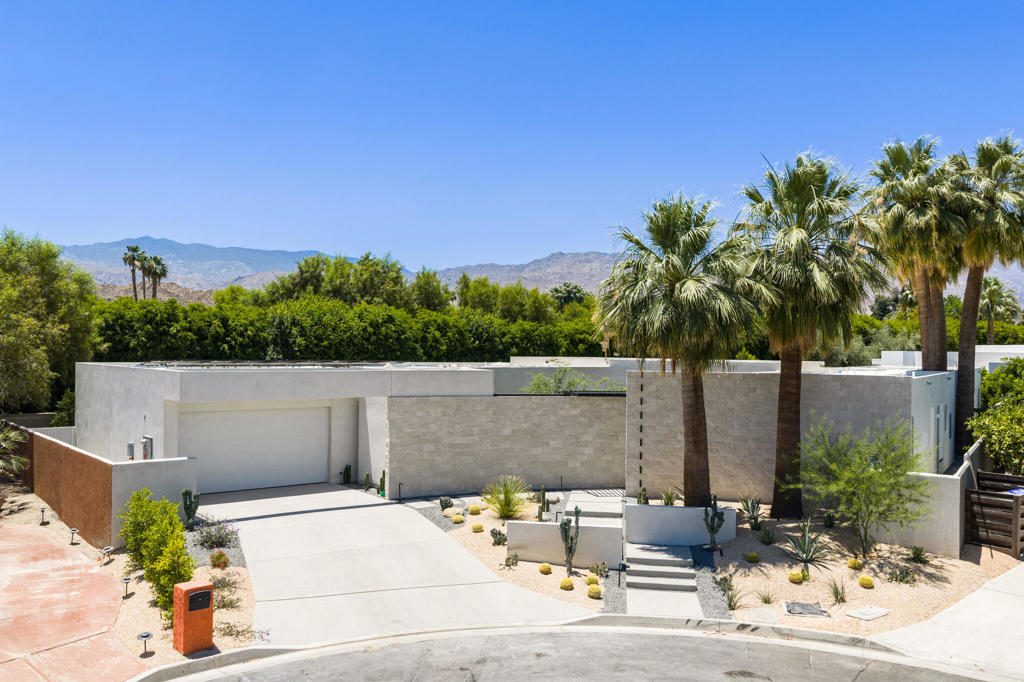 Residential in Palm Desert 2