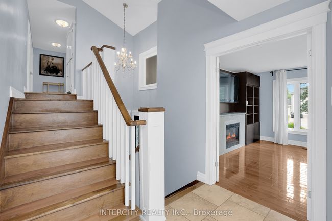 31 Archibald Rd, House other with 5 bedrooms, 5 bathrooms and 9 parking in King ON | Image 4