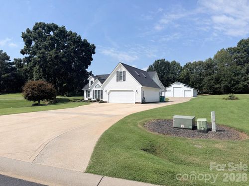 620 Redah Ave, Locust, NC, 28097-9547 | Card Image