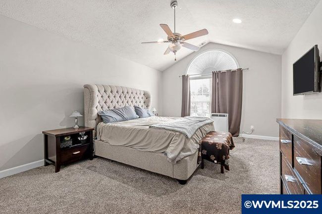 715 Shadowwood Loop Rd, House other with 4 bedrooms, 3 bathrooms and null parking in Keizer OR | Image 26