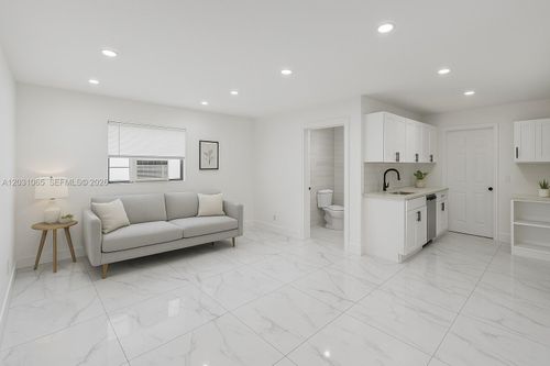 4-5740 Mayo St, Hollywood, FL, 33023-2389 | Card Image