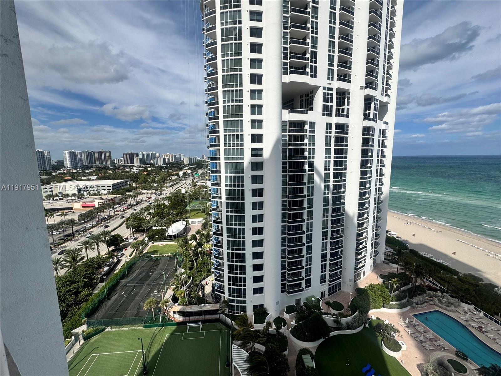 Residential in Sunny Isles Beach 5