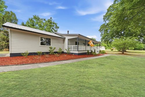 104 Madison St., Gordon, GA, 31031 | Card Image
