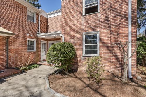 172-172 Putnam Park, Greenwich, CT, 06830-5781 | Card Image