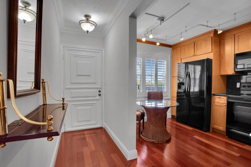 apt-b3-2002 Granada Dr, Coconut Creek, FL, 33066-1133 | Card Image