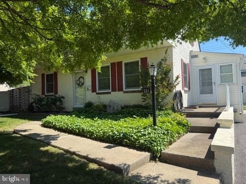 331 Woodlyn Cir, WOODLYN, PA, 19094-1125 | Card Image
