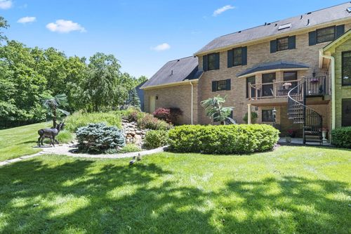 9124 Preswick Ct, Dublin, OH, 43017-9644 | Card Image