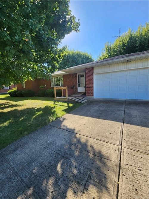 217 Miller Ave, Eaton, OH, 45320-1038 | Card Image