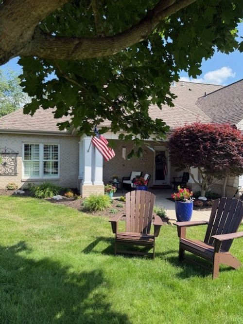 410 Duke Ct, Gibsonia, PA, 15044-7803 | Card Image
