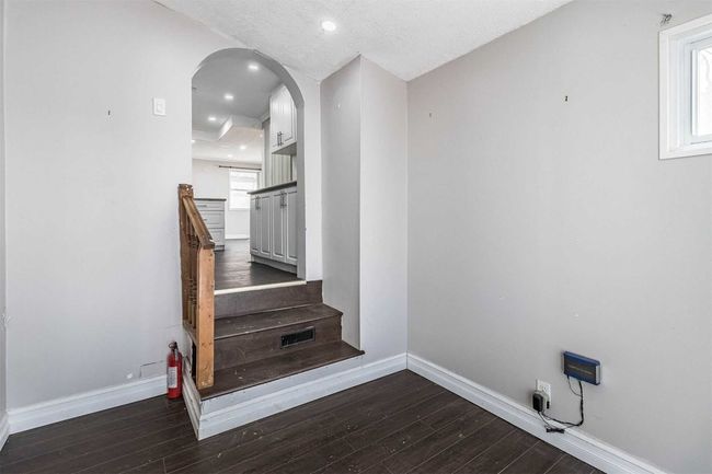 7504 Kipling Ave, House other with 2 bedrooms, 1 bathrooms and 3 parking in Woodbridge ON | Image 18