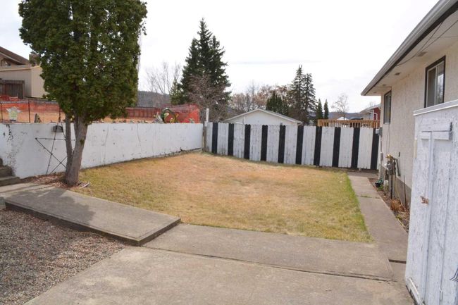 7113 99 St, House other with 3 bedrooms, 2 bathrooms and 4 parking in Peace River AB | Image 28