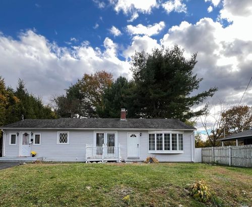 77 Madison St, East Hartford, CT, 06118-2319 | Card Image