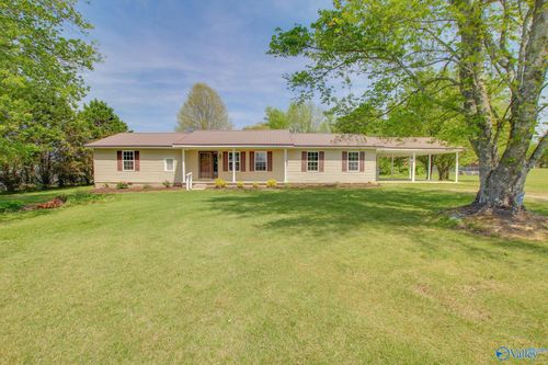 189 County Road 311, Moulton, AL, 35650-8557 | Card Image