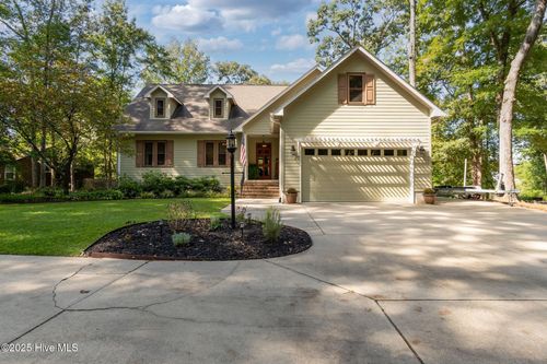 138 Hughes Plantation Rd, Pollocksville, NC, 28573-8783 | Card Image